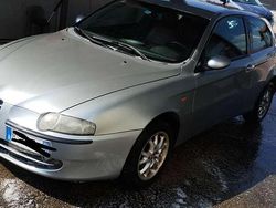Usata 2001 Alfa Romeo 147 Distinctive Due volumi | 1300 € (Ottimo prezzo)