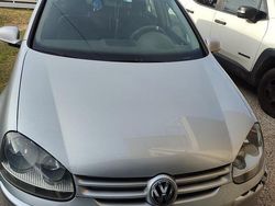 Grigio Usata 2005 VW Golf Tre volumi | 1200 €