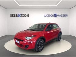 Rosso Usata 2024 Fiat 600 Red SUV | 24.900 € (Buon prezzo)