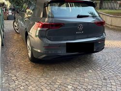 Grigio Usata 2022 VW Golf VIII | 23.000 € (Buon prezzo)