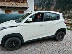Bianco Usata 2018 Mahindra KUV100 SUV | 7250 € (Buon prezzo)