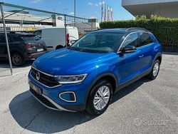 Blu Usata 2023 VW T-Roc Life SUV | 23.900 € (Buon prezzo)
