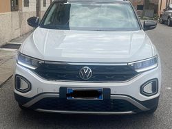 Bianco Usata 2024 VW T-Roc Life SUV | 28.000 € (Buon prezzo)