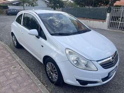 Usata 2009 Opel Corsa Club Tre volumi | 2300 € (Buon prezzo)