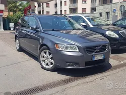 Usata 2011 Volvo V50 Momentum Station wagon | 4600 € (Buon prezzo)