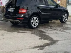 Usata 2011 Mercedes ML350 Edition SUV | 12.000 € (Buon prezzo)