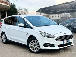 Bianco Usata 2016 Ford S-MAX Vignale Monovolume | 12.500 € (Buon prezzo)