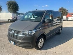 Grigio Usata 2022 VW Caravelle Trendline Monovolume | 29.500 € (Buon prezzo)