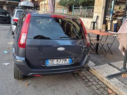 Grigio Usata 2006 Ford Fusion Tre volumi | 1500 €