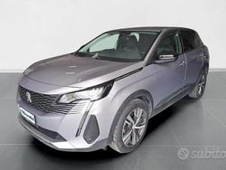 Grigio Usata 2023 Peugeot 3008 Allure SUV | 19.013 € (Super prezzo)