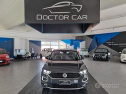 Grigio Usata 2019 VW T-Roc Style SUV | 10.900 € (Buon prezzo)