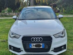 Bianco Usata 2012 Audi A1 Attraction Due volumi | 11.000 € (Buon prezzo)