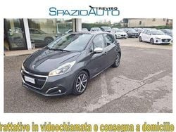 Nero Usata 2017 Peugeot 208 Allure Due volumi | 7700 € (Buon prezzo)