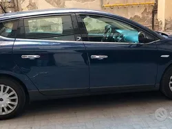 Usata 2010 Lancia Delta Tre volumi | 3000 € (Ottimo prezzo)