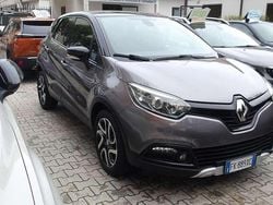 Argento Usata 2017 Renault Captur SUV | 9999 € (Buon prezzo)