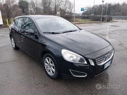 Grigio Usata 2013 Volvo V60 Summum Station wagon | 4400 € (Buon prezzo)
