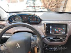 Usata 2015 Peugeot 2008 SUV | 8500 € (Buon prezzo)