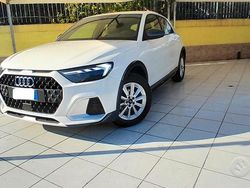 Bianco Usata 2021 Audi A1 Admired Tre volumi | 19.990 € (Buon prezzo)