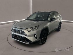 Grigio Usata 2021 Toyota RAV4 Hybrid SUV | 23.900 € (Buon prezzo)