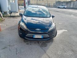 Nero Usata 2009 Ford Fiesta Tre volumi | 2990 €