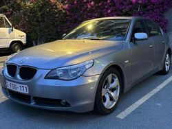 Grigio Usata 2003 BMW 520 Tre volumi | 2900 € (Buon prezzo)