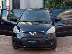 Nero vulcano Usata 2010 Hyundai i10 Style Due volumi | 4690 € (Buon prezzo)