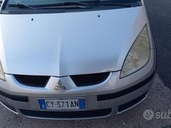 Grigio Usata 2005 Mitsubishi Colt Monovolume | 1650 € (Buon prezzo)