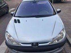 Usata 2004 Peugeot 206 Tre volumi | 1500 € (Buon prezzo)