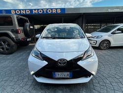 Bianco Usata 2015 Toyota Aygo X-wave Due volumi | 8990 € (Buon prezzo)