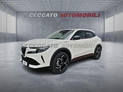 Bianco Nuova 2025 Alfa Romeo Junior Edizione Speciale SUV | 28.200 €