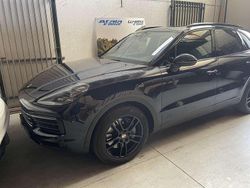 Blu/azzurro Usata 2018 Porsche Cayenne SUV | 64.500 € (Molto cara)