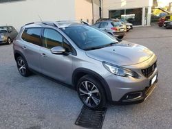 Grigio Usata 2019 Peugeot 2008 Allure SUV | 15.800 € (Buon prezzo)