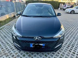 Nero Usata 2016 Hyundai i20 Classic Due volumi | 7000 € (Buon prezzo)