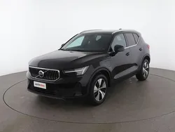 Nero Usata 2022 Volvo XC40 Core SUV | 25.899 € (Buon prezzo)