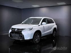 Grigio Nuova 2025 Suzuki Vitara Cool SUV | 24.690 € (Buon prezzo)