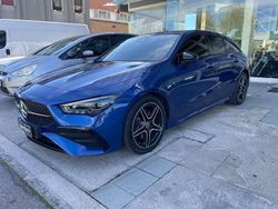 Blu/azzurro Usata 2025 Mercedes CLA200 Shooting Brake AMG Line Premium Station wagon | 41.900 € (Molto cara)