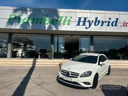 Bianco Usata 2014 Mercedes A180 Premium Tre volumi | 11.990 € (Cara)
