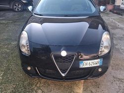 Nero Usata 2010 Alfa Romeo Giulietta Tre volumi | 3499 € (Super prezzo)