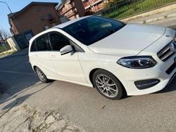 Bianco Usata 2018 Mercedes B180 Business Monovolume | 15.500 € (Buon prezzo)
