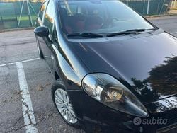 Nero Usata 2006 Fiat Grande Punto Due volumi | 1500 € (Buon prezzo)