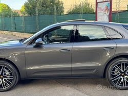 Grigio Usata 2015 Porsche Macan S SUV | 41.000 € (Molto cara)