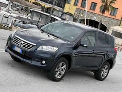 Grigio Usata 2012 Toyota RAV4 Lounge SUV | 9900 € (Buon prezzo)