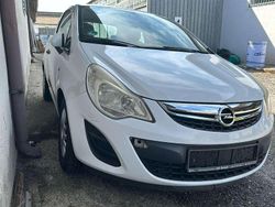 Bianco Usata 2012 Opel Corsa Tre volumi | 3900 € (Buon prezzo)