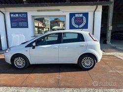 Bianco pastello Usata 2013 Fiat Punto Street Due volumi | 8500 €