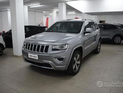 Grigio Usata 2015 Jeep Grand Cherokee Overland SUV | 22.900 € (Molto cara)