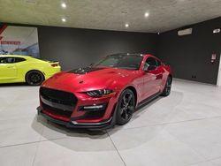 Bordeaux perlato Usata 2021 Ford Mustang Fastback Coupé | 38.900 € (Super prezzo)