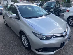Argento Usata 2017 Toyota Auris Touring Sports Lounge Station wagon | 6400 € (Ottimo prezzo)