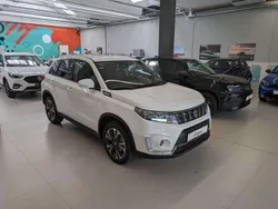 Bianco Nuova 2024 Suzuki Vitara SUV | 16.980 € (Super prezzo)