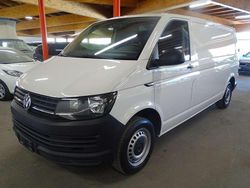 Bianco Usata 2015 VW T6 Furgone | 15.900 € (Buon prezzo)