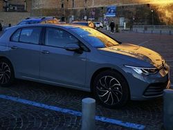 Usata 2020 VW Golf Life Tre volumi | 18.000 € (Buon prezzo)